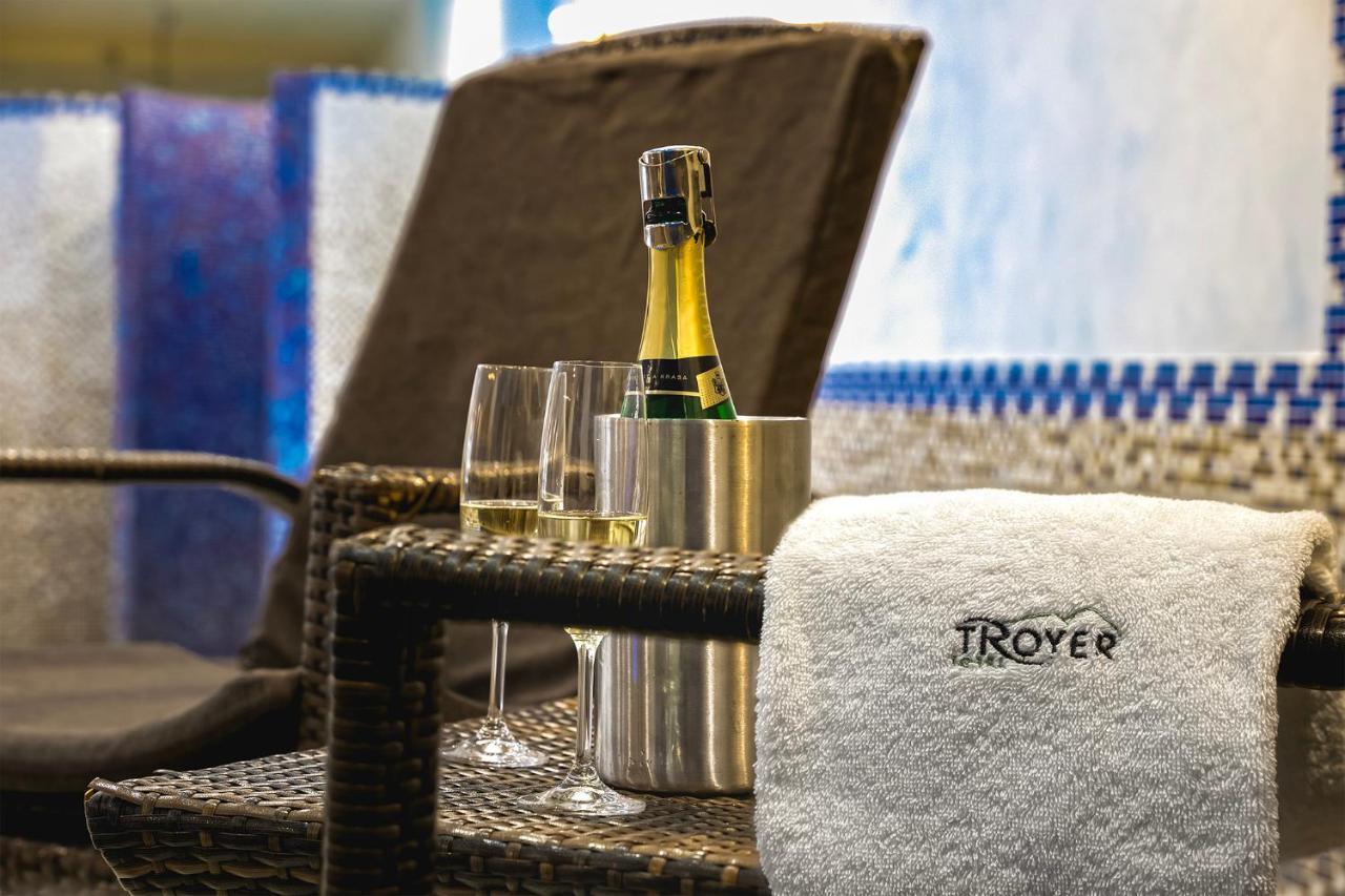 Hotel Troyer Trojanovice Eksteriør billede