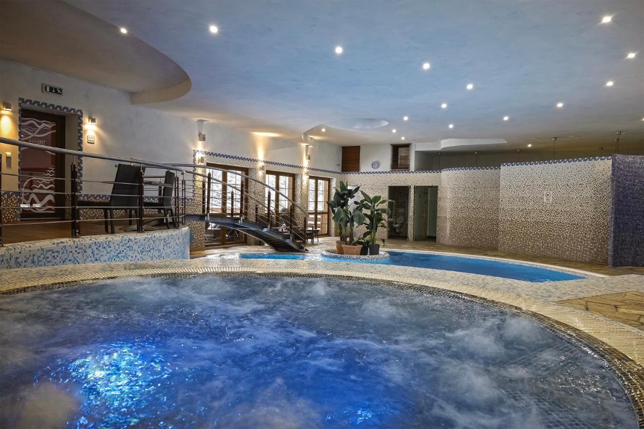 Hotel Troyer Trojanovice Eksteriør billede