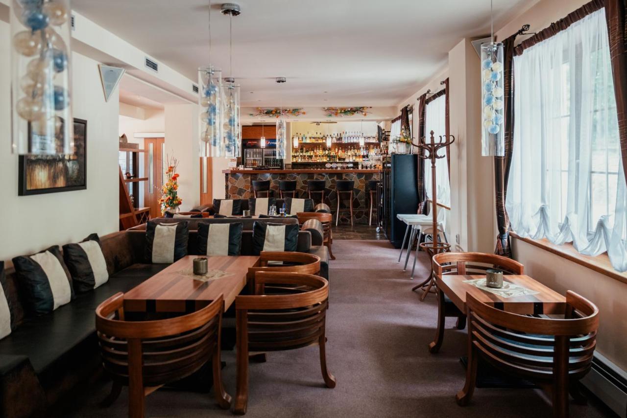 Hotel Troyer Trojanovice Eksteriør billede